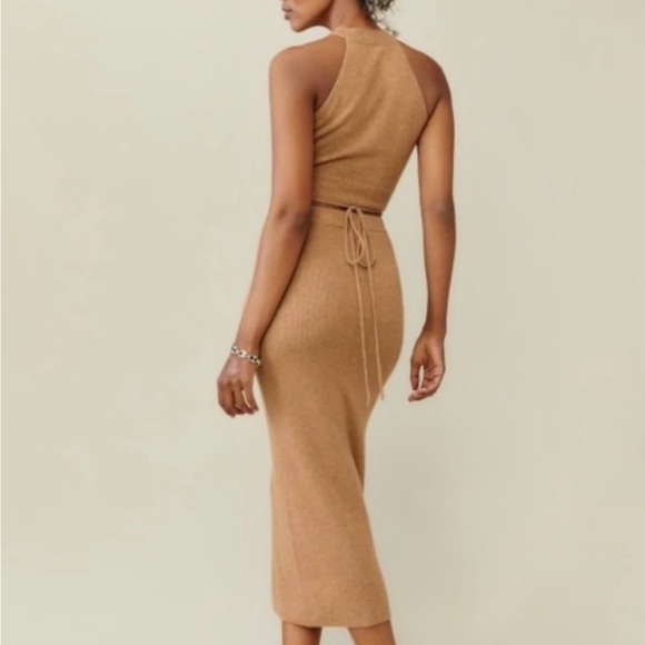 Reformation Renato 2 piece Tan Skirt Set - Picture 2 of 11